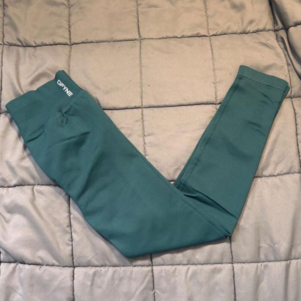 Dfyne Women's Green and Blue Leggings